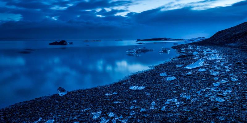 紫色浪漫之约：三步锁定完美婚庆策划，打造专属婚礼风格